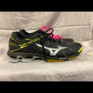 Mizuno Volleyball Shoes